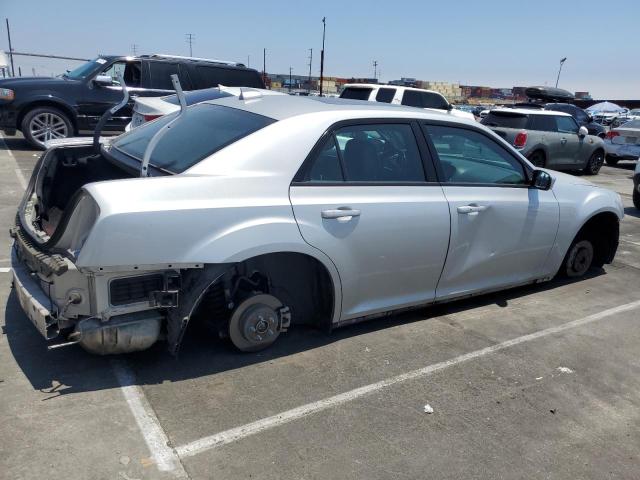  CHRYSLER 300 2021 Srebrny