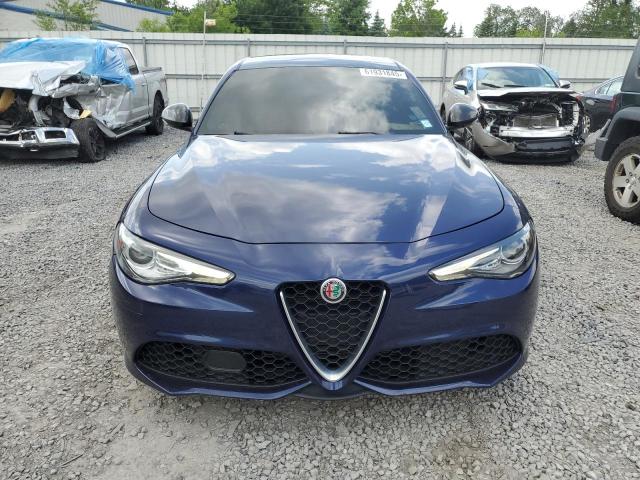  ALFA ROMEO GIULIA 2018 Granatowy