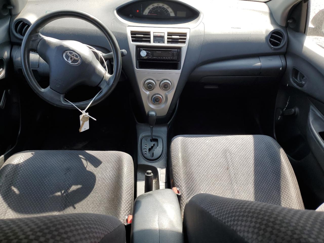 2007 Toyota Yaris VIN: JTDBT923571071808 Lot: 62428145