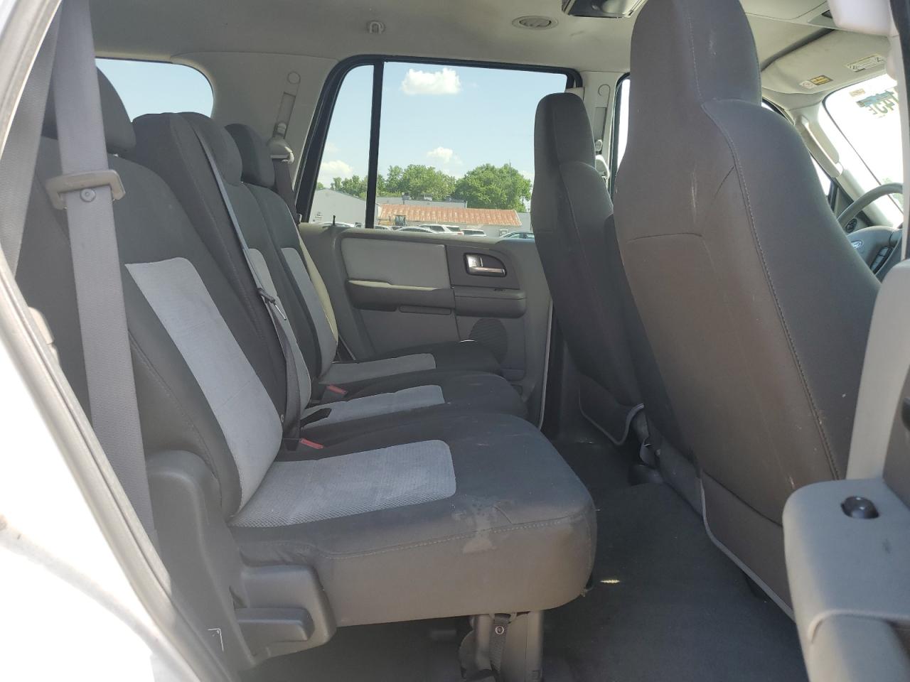 2004 Ford Expedition Xlt VIN: 1FMPU15L44LB35073 Lot: 61800145