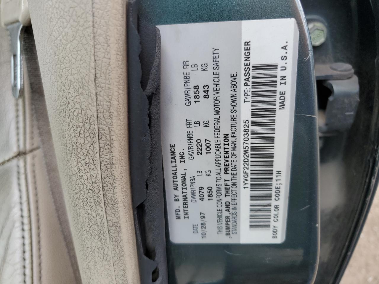 1998 Mazda 626 Es VIN: 1YVGF22D2W5703825 Lot: 62124115