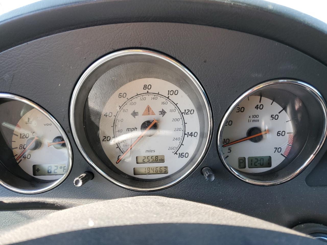 2001 Mercedes-Benz Slk 320 VIN: WDBKK65F51F203479 Lot: 61229445