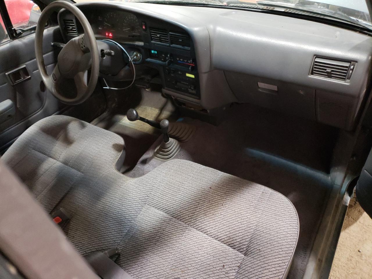 1993 Toyota Pickup 1/2 Ton Short Wheelbase Dx VIN: 4TAVN01D7PZ057127 Lot: 60927295