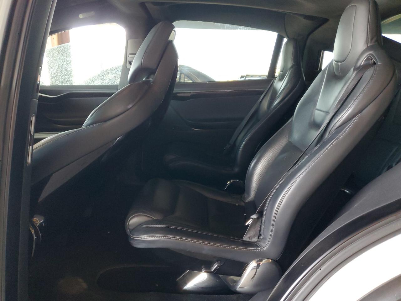 2016 Tesla Model X VIN: 5YJXCBE21GF022158 Lot: 63238255