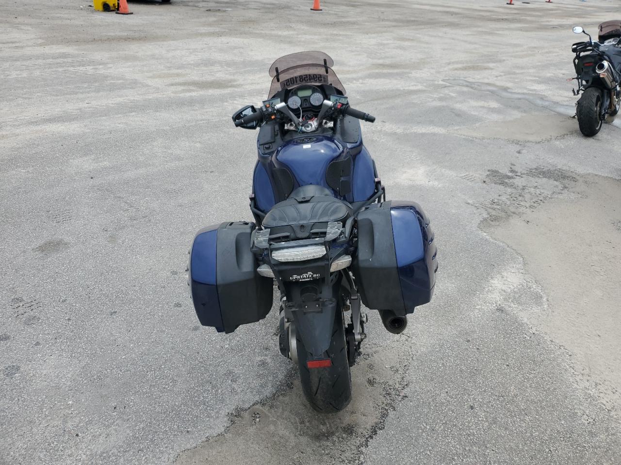 jkbzgnc17da022135 JKBZGNC17DA022135 2013 Kawasaki Zg1400 C