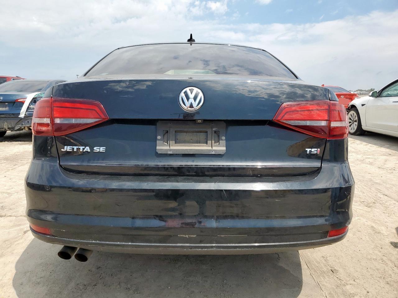3VWDB7AJ7HM408531 2017 Volkswagen Jetta Se