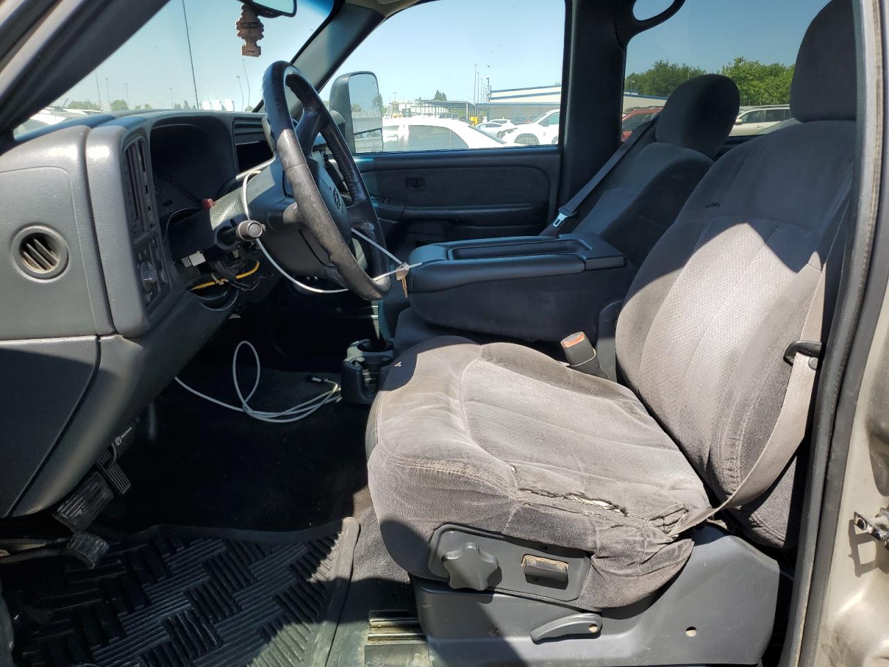 2001 Chevrolet Silverado K2500 Heavy Duty VIN: 1GCHK23U71F136048 Lot: 62821855