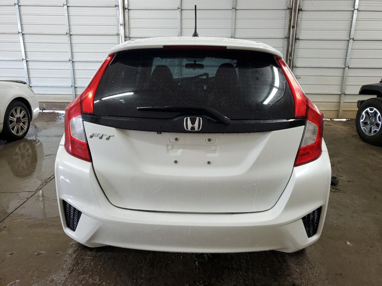 2017 Honda Fit Lx VIN: 3HGGK5G58HM710894 Lot: 61288535