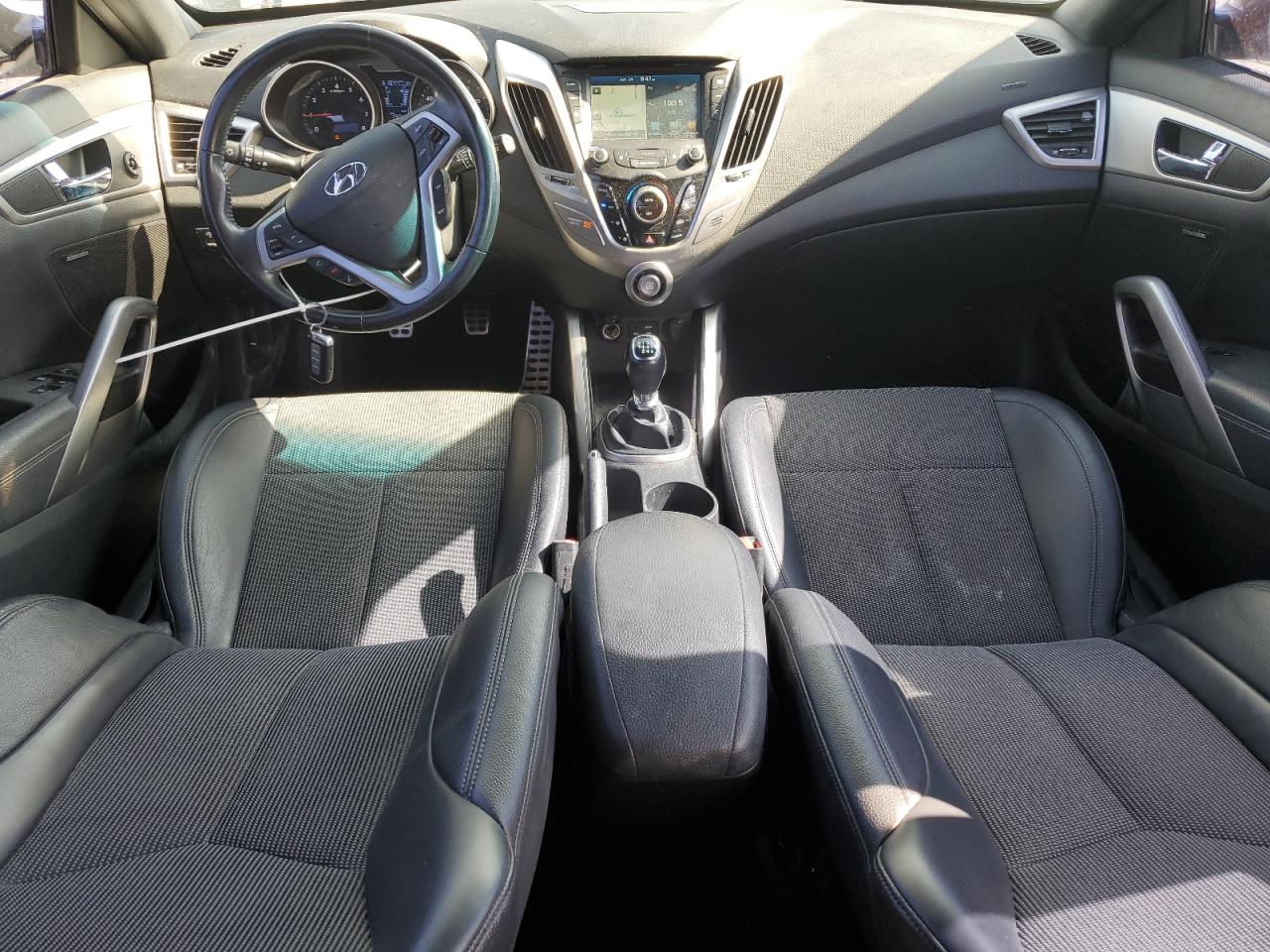 2016 Hyundai Veloster VIN: KMHTC6AD8GU290849 Lot: 61948155