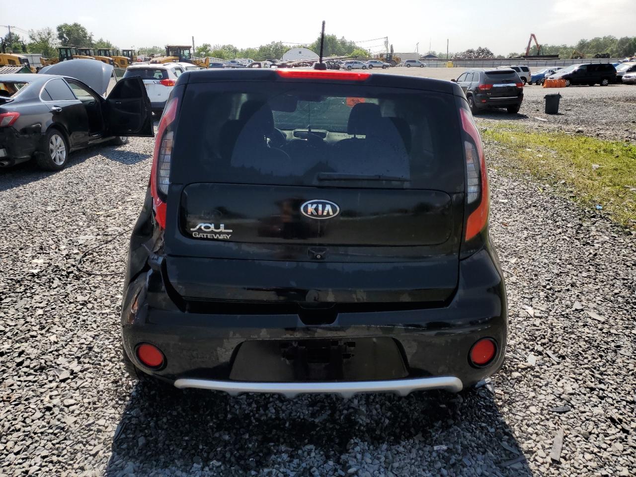 2017 Kia Soul + VIN: KNDJP3A53H7499598 Lot: 62214585