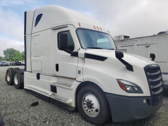 2021 Freightliner Cascadia 126 