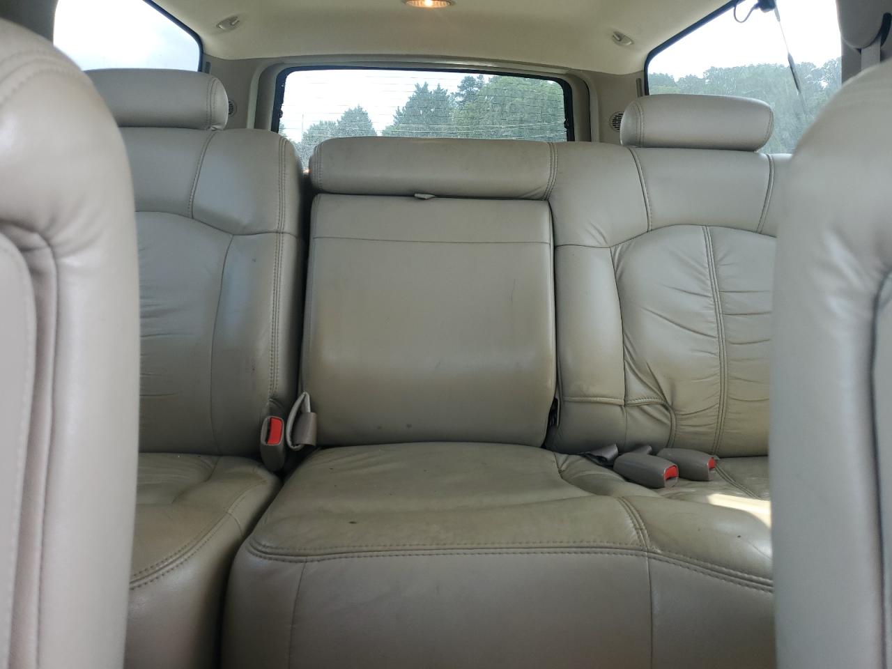 2001 Chevrolet Suburban K1500 VIN: 3GNFK16T71G236242 Lot: 59238955