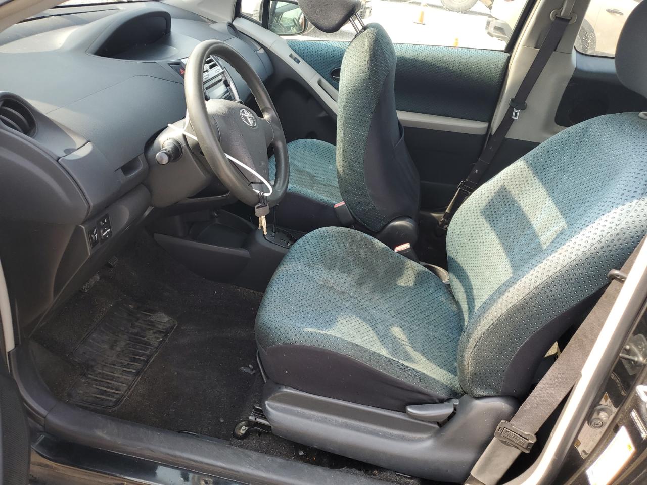 2008 Toyota Yaris VIN: JTDJT923185165481 Lot: 60041895
