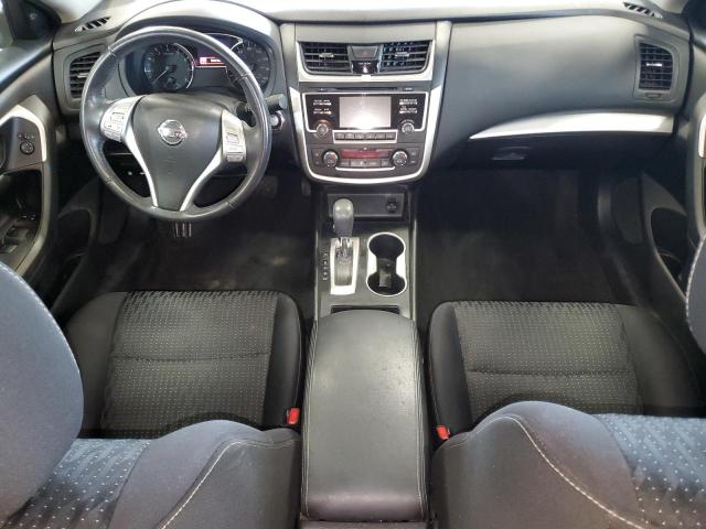  NISSAN ALTIMA 2017 Czerwony