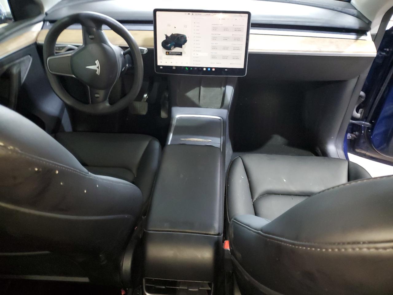 2022 Tesla Model Y VIN: 7SAYGDEE1NA017666 Lot: 62576105