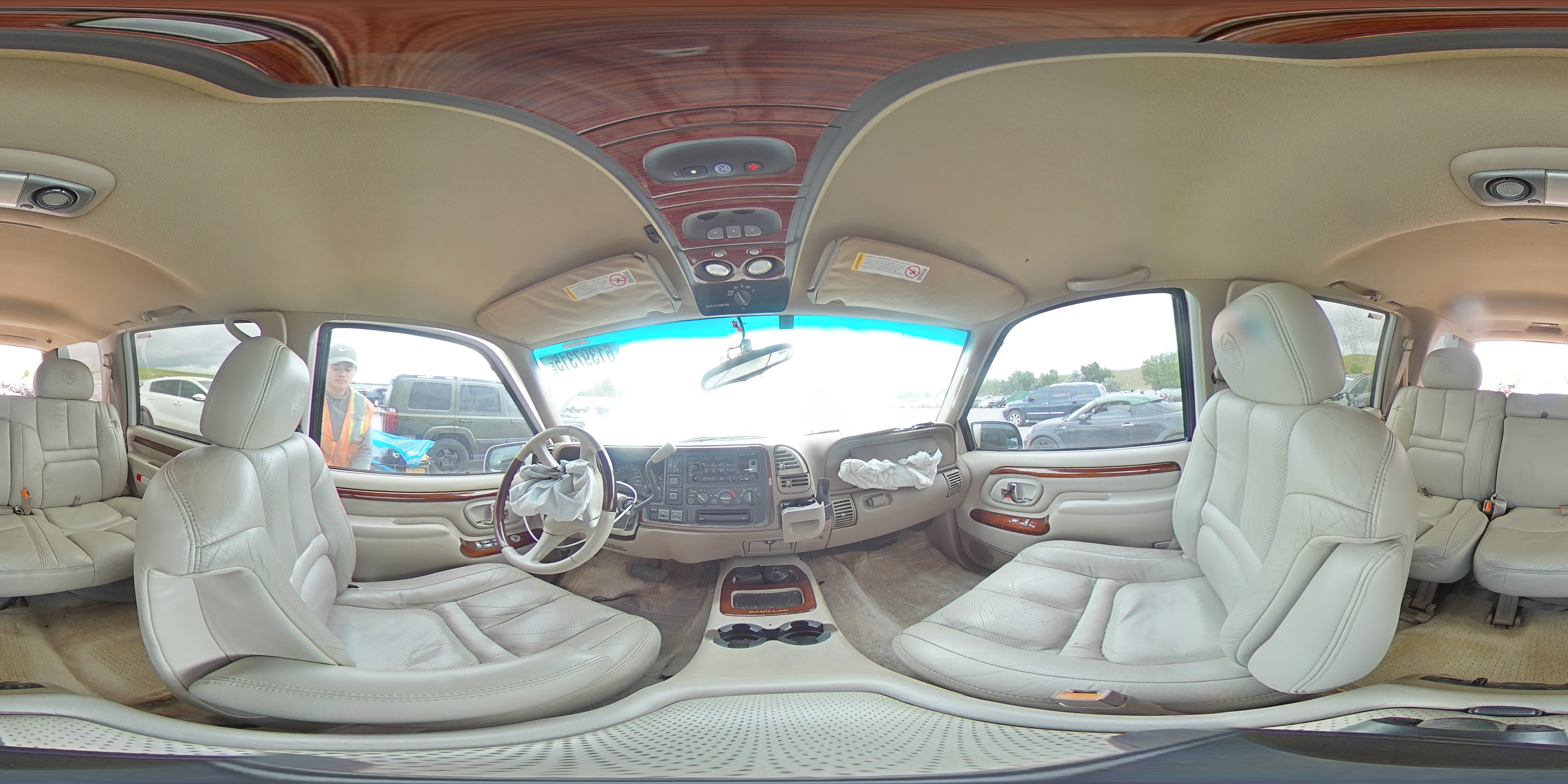 2000 Cadillac Escalade VIN: 1GYEK13R4YR120238 Lot: 61397315