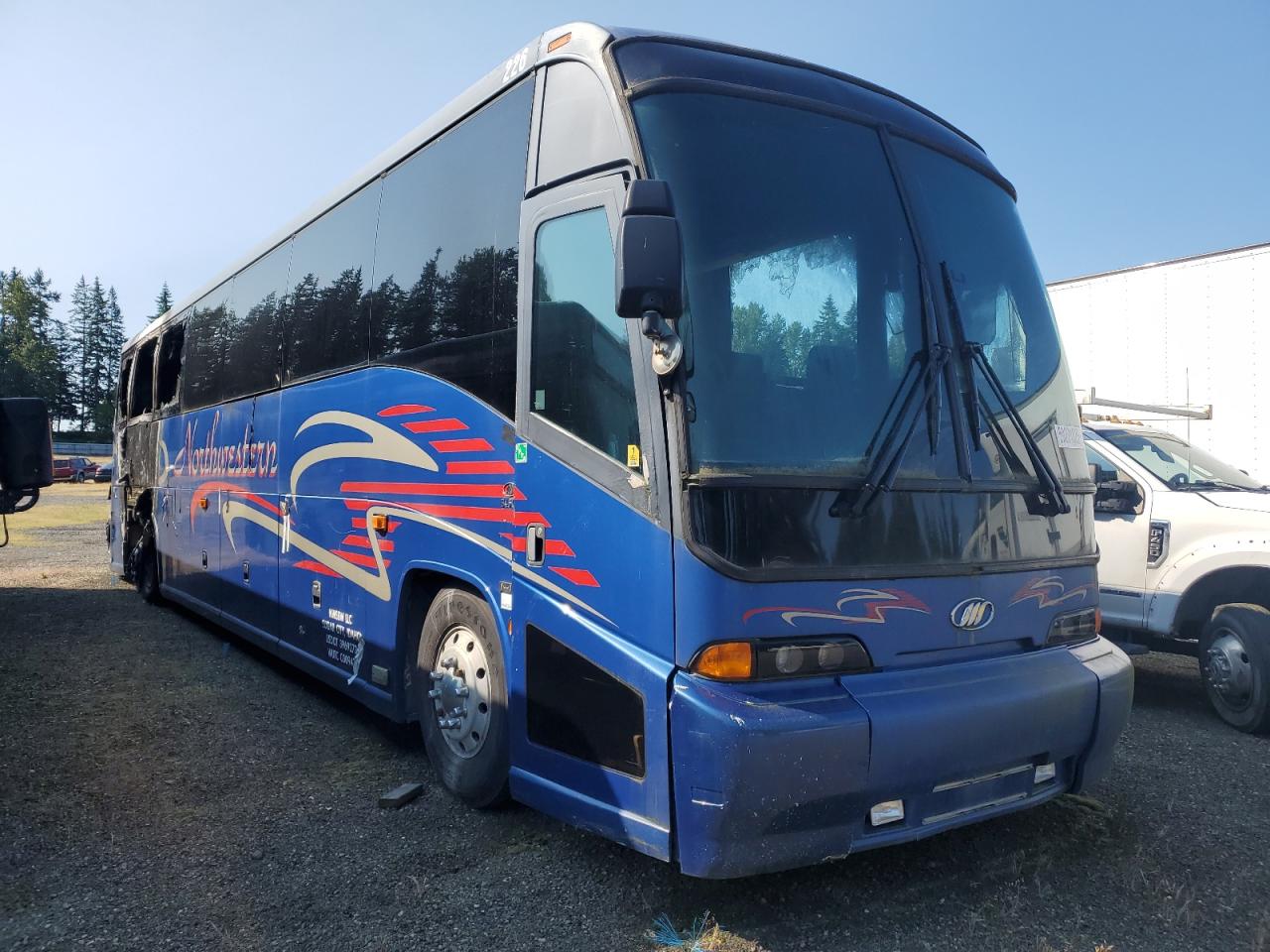 2006 Motor Coach Industries Bus zu verkaufen in Arlington, WA - Burn - Interior