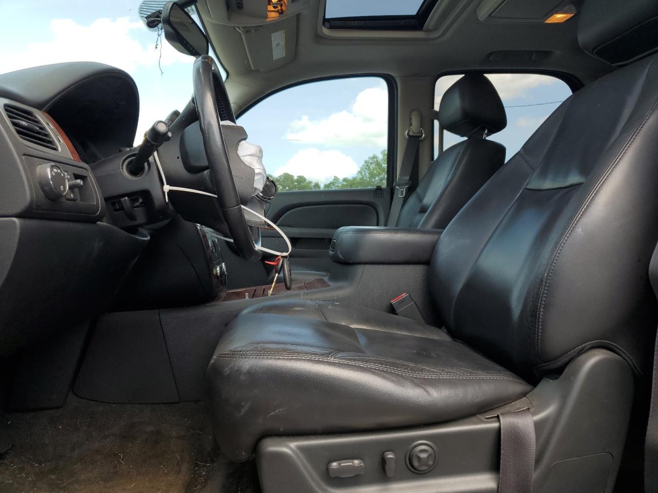 2010 Chevrolet Tahoe C1500 Ltz VIN: 1GNUCCE06AR189230 Lot: 61899365