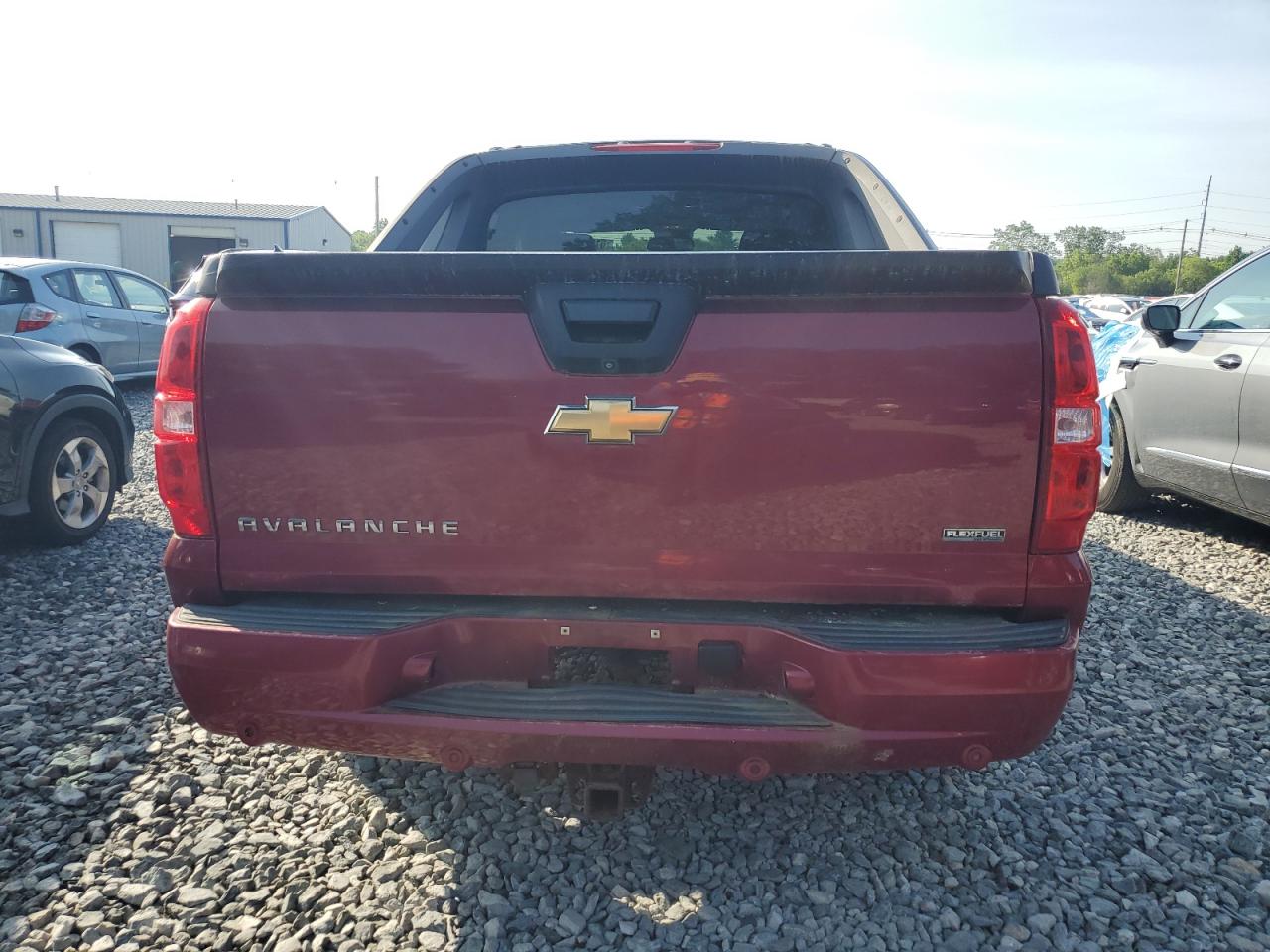 2007 Chevrolet Avalanche K1500 VIN: 3GNFK12347G253000 Lot: 61212035