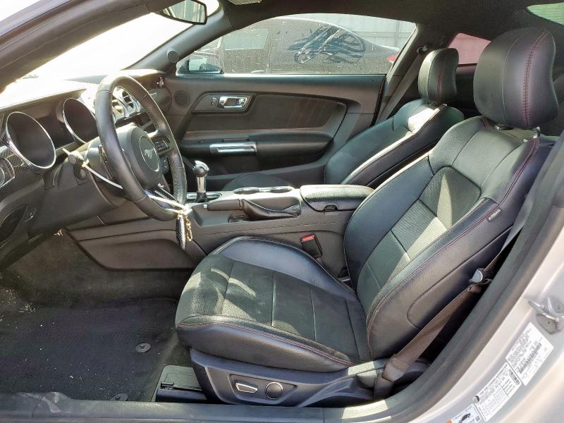  FORD MUSTANG 2016 Srebrny