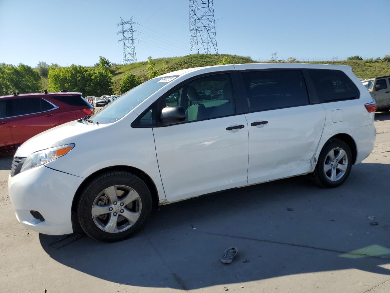 2017 Toyota Sienna zu verkaufen in Littleton, CO - Side