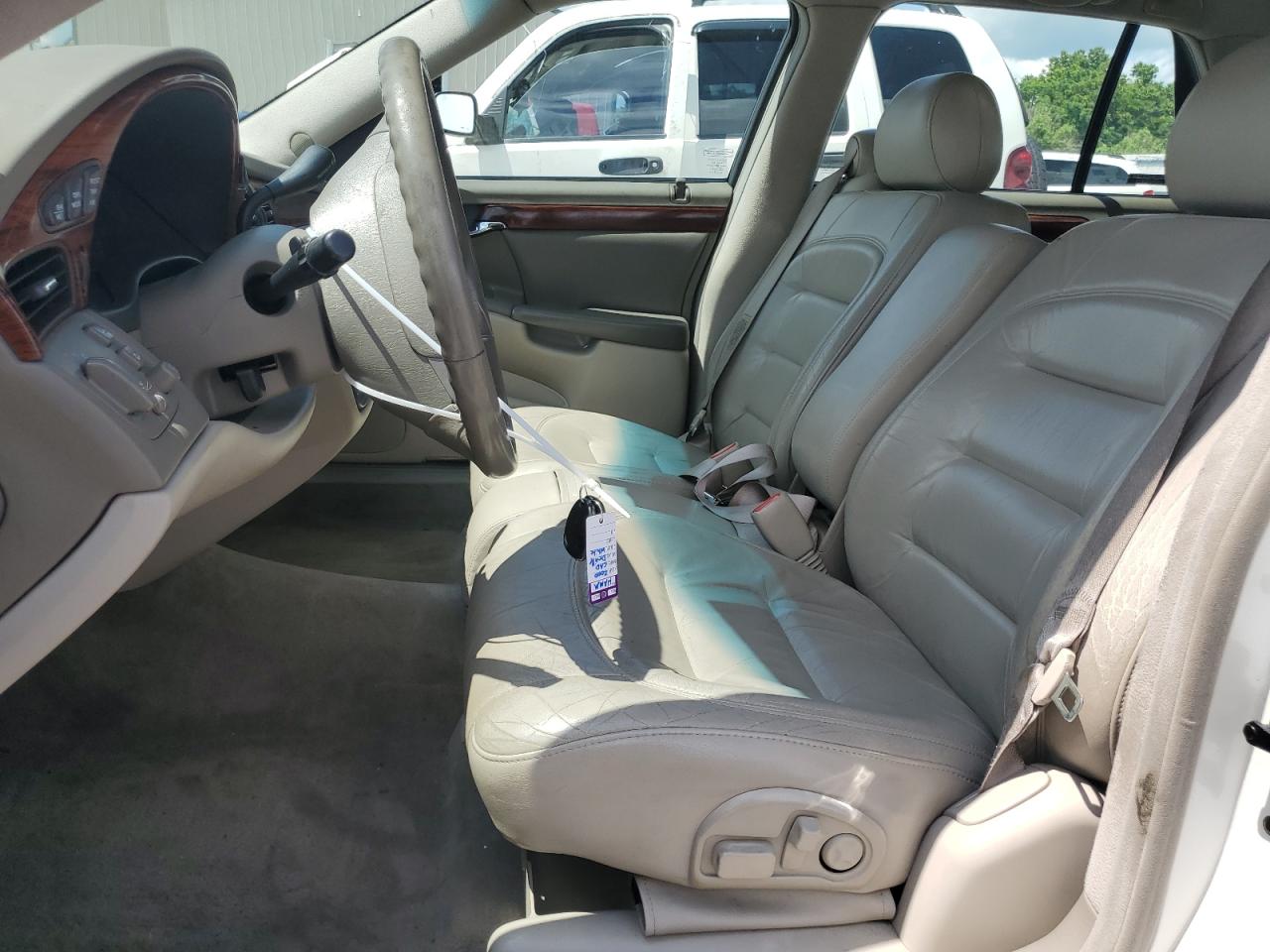 2000 Cadillac Deville VIN: 1G6KD54Y5YU302059 Lot: 61551235