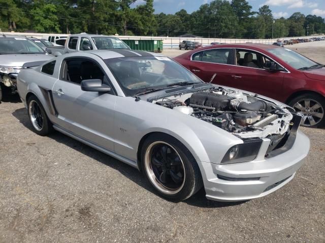 2005 FORD MUSTANG GT  