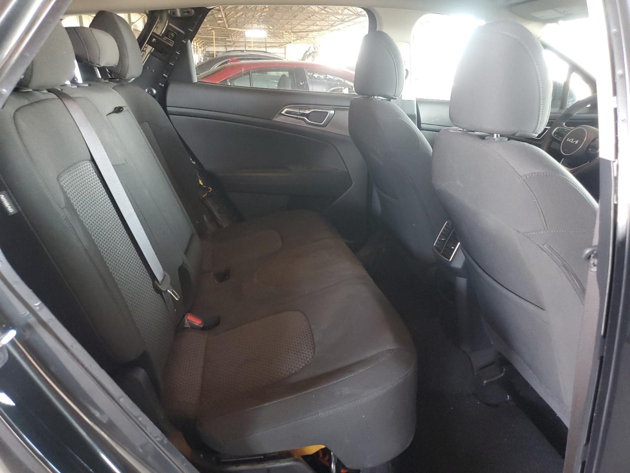 KIA SPORTAGE 2024 VIN KNDPUCDG8R7135257 zdjęcie 11