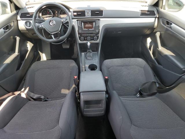  VOLKSWAGEN PASSAT 2016 Серый