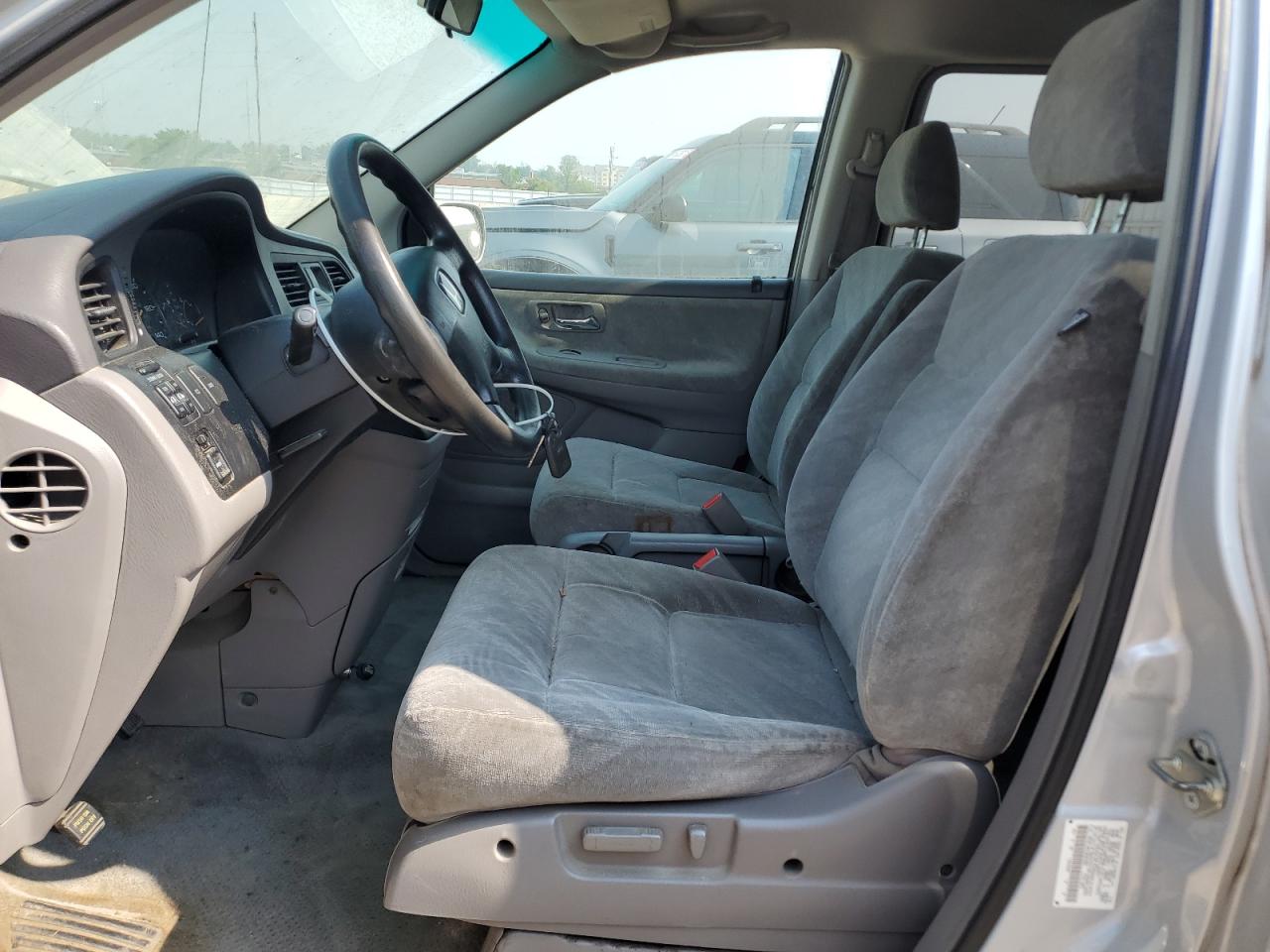 2000 Honda Odyssey Ex VIN: 5FNRL18612B044056 Lot: 59910245