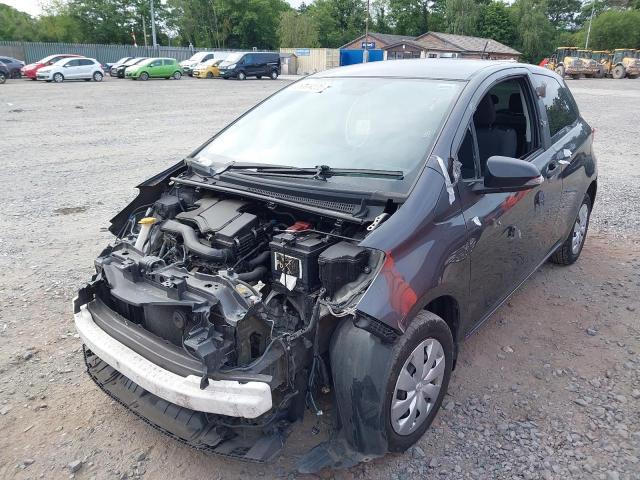 TOYOTA YARIS ACTI 2015