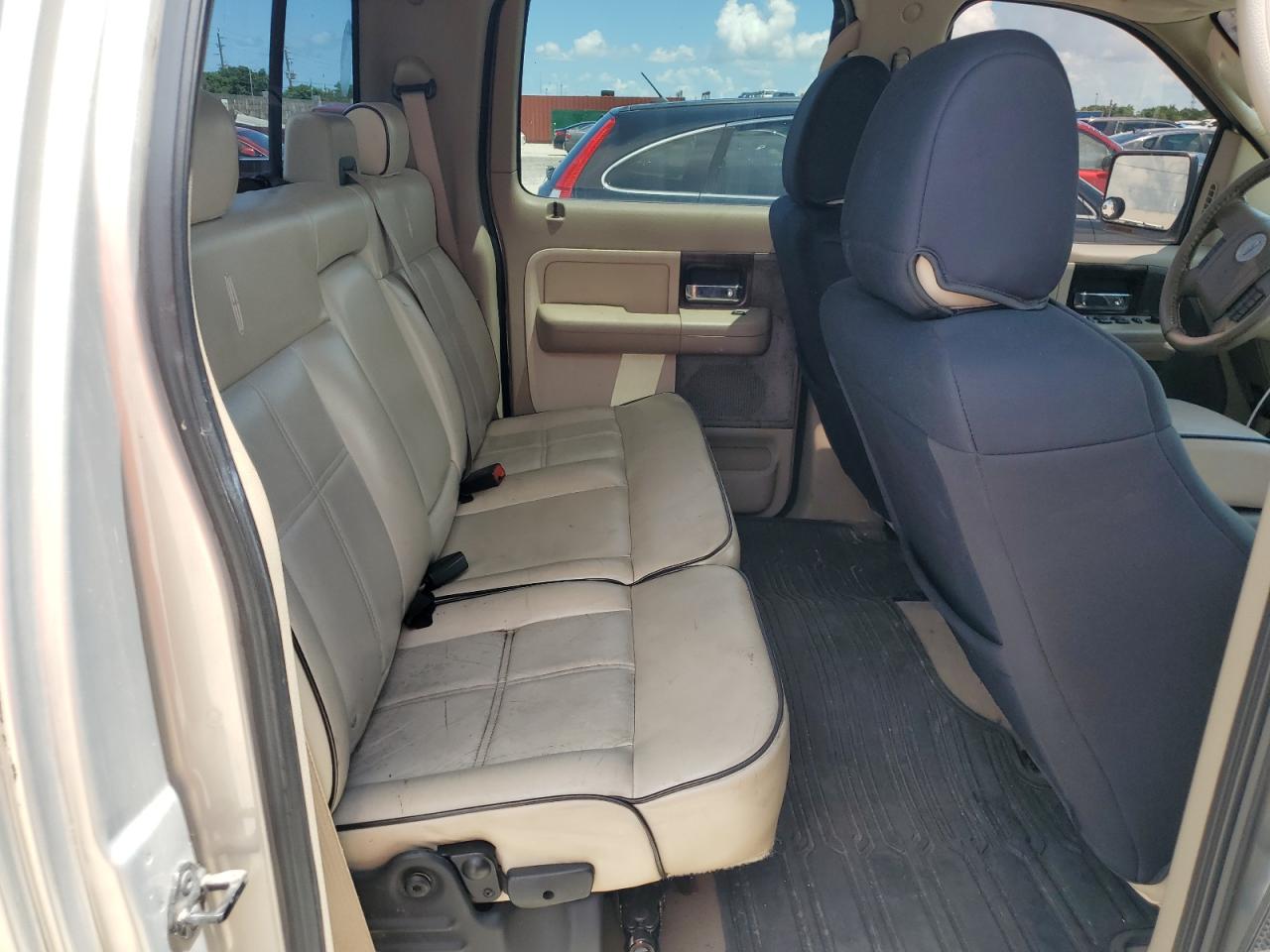 2006 Lincoln Mark Lt VIN: 5LTPW185X6FJ12956 Lot: 62366215