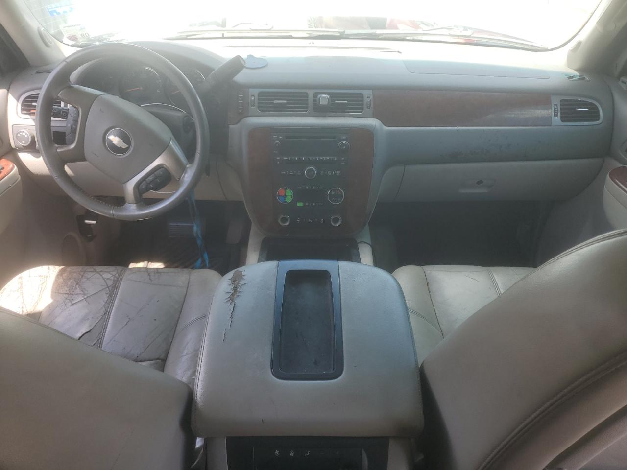 2013 Chevrolet Suburban C1500 Lt VIN: 1GNSCJE06DR118576 Lot: 61928635