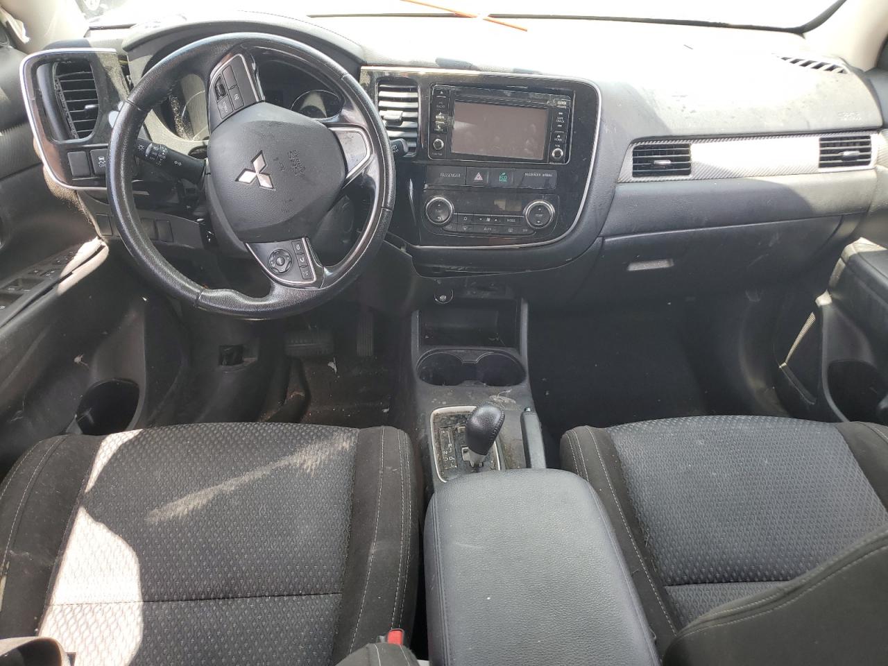 2016 Mitsubishi Outlander Se VIN: JA4AD3A35GZ052744 Lot: 62300625