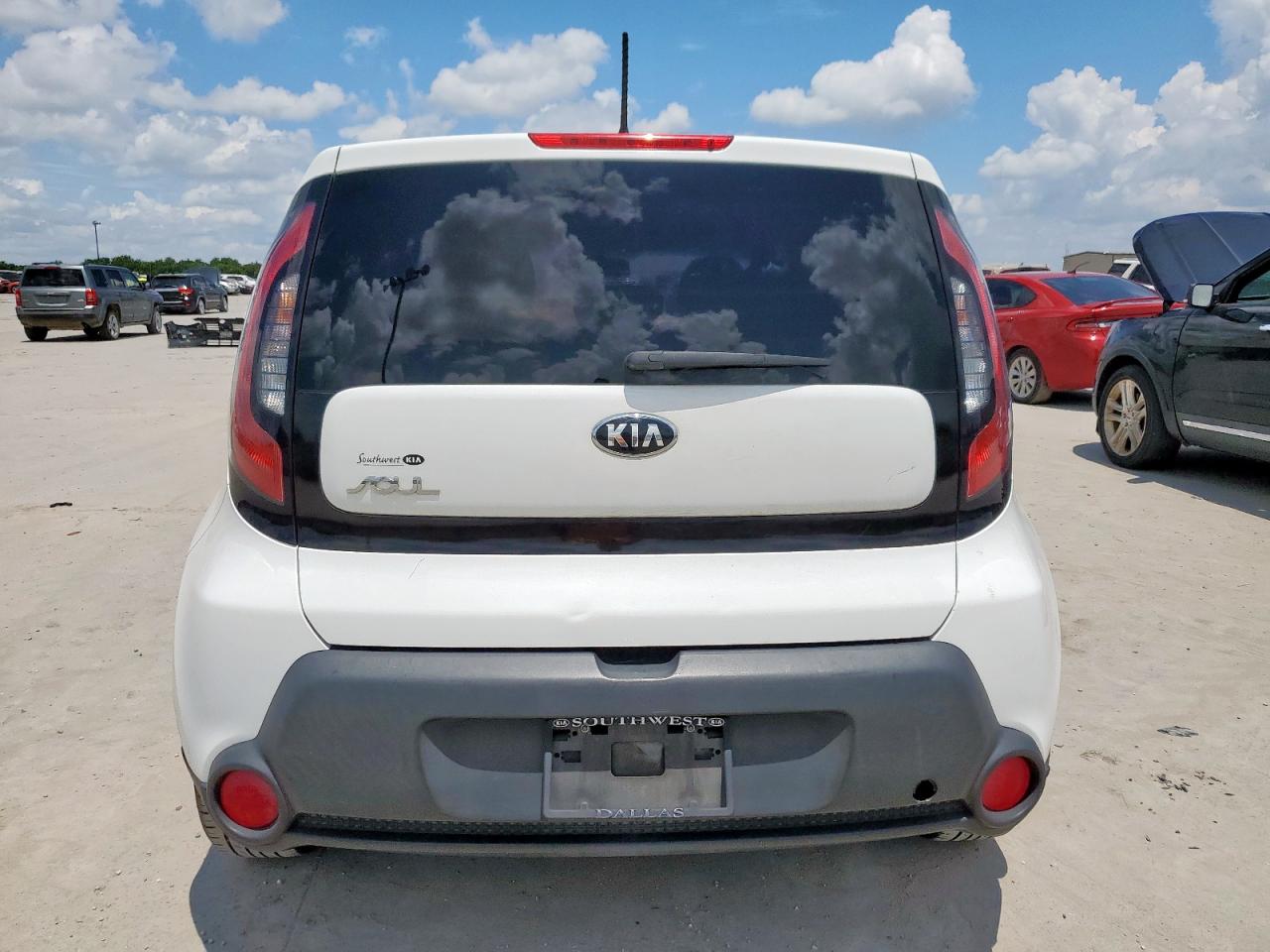 KIA SOUL 2016 VIN KNDJN2A27G7394552 zdjęcie 6