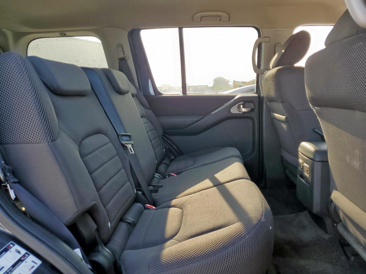 2011 Nissan Pathfinder S VIN: 5N1AR1NN8BC615459 Lot: 59355365