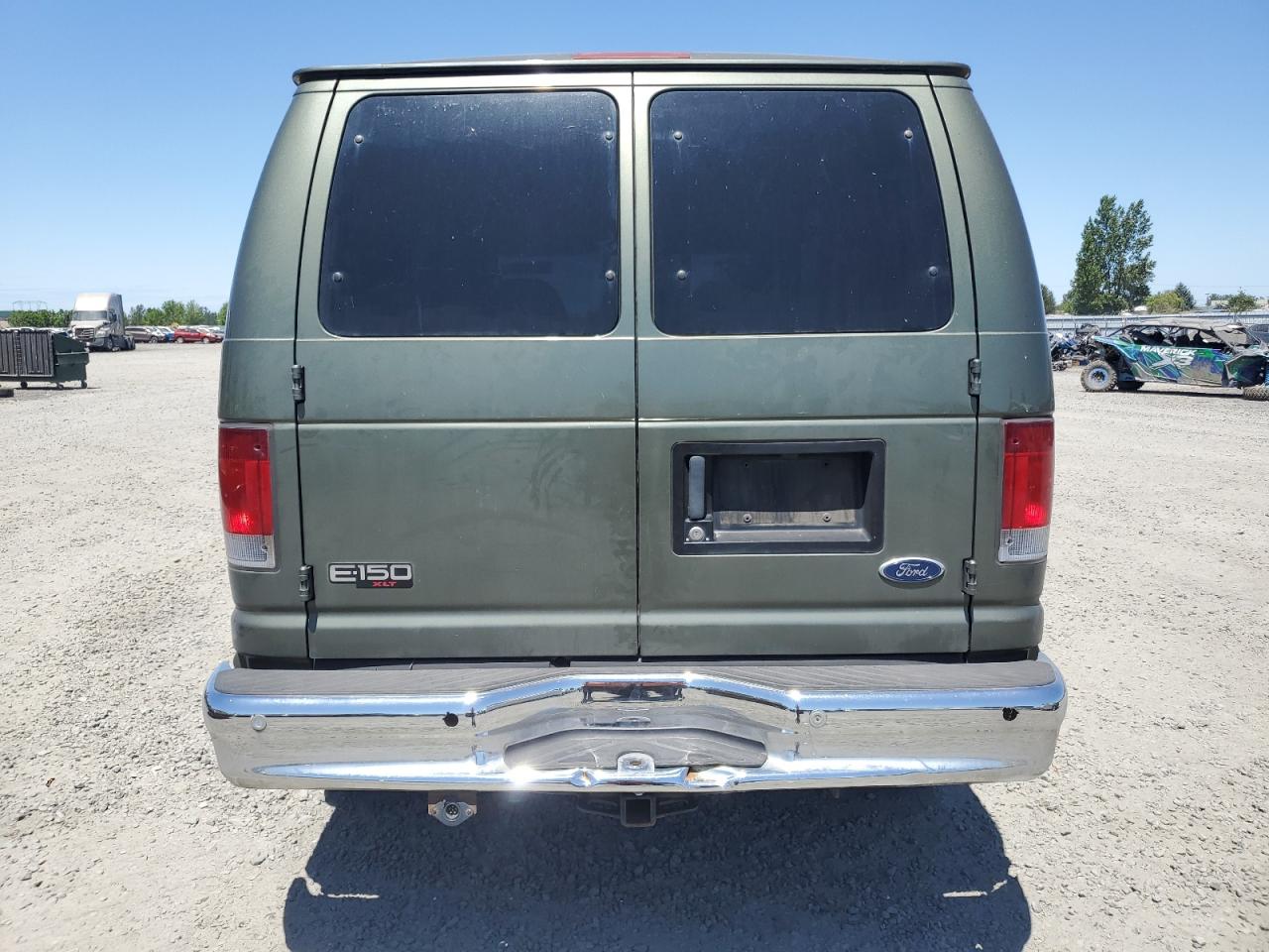 2005 Ford Econoline E150 Wagon VIN: 1FMRE11L55HB18914 Lot: 60142425