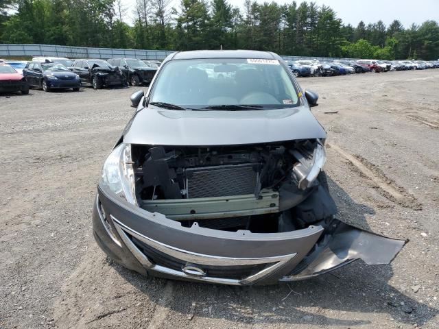  NISSAN VERSA 2019 Szary