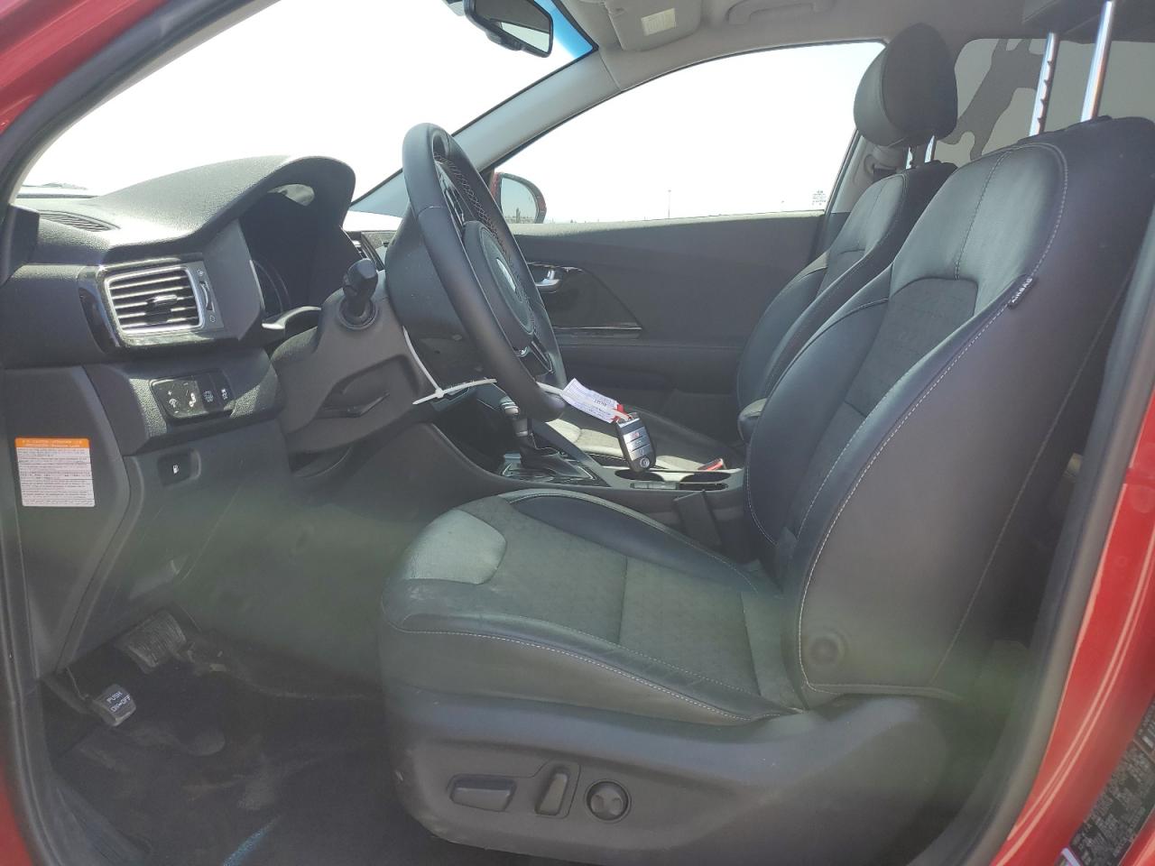2019 Kia Niro Ex VIN: KNDCC3LC3K5255789 Lot: 61868425