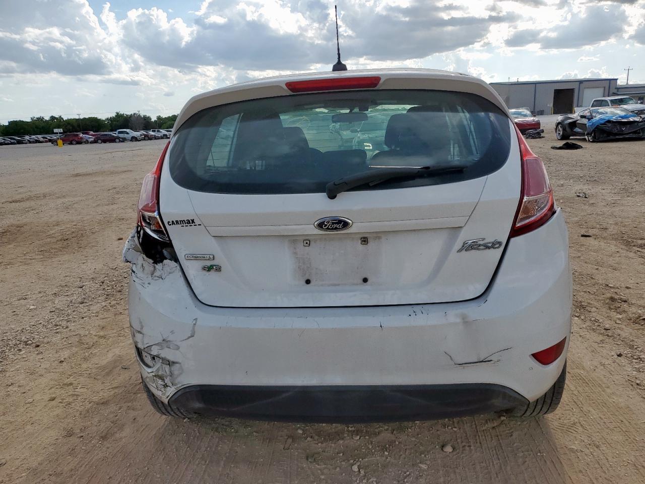 2015 Ford Fiesta Se VIN: 3FADP4EE1FM216427 Lot: 62742325