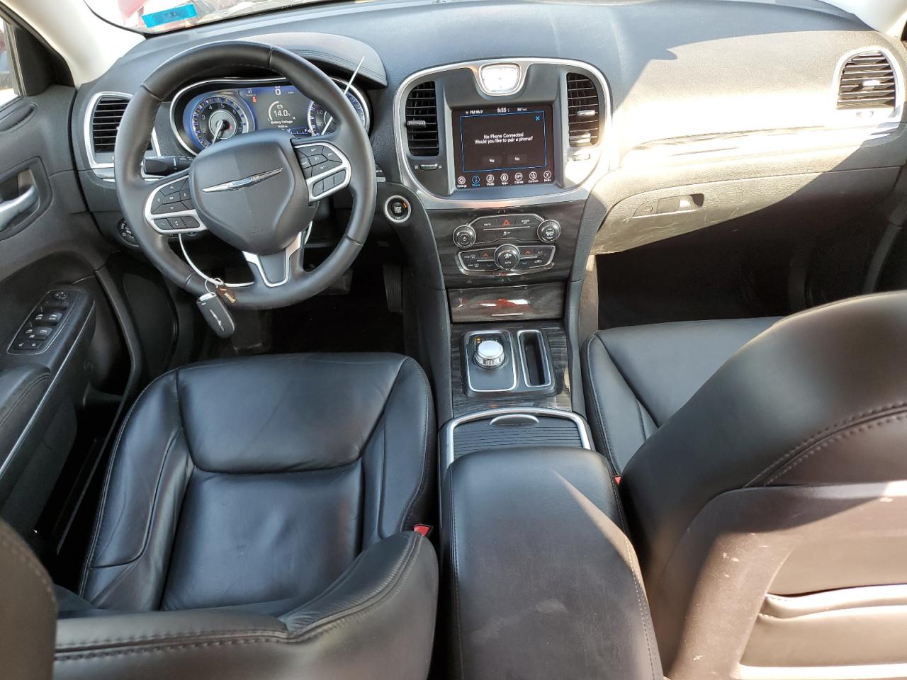 2017 Chrysler 300 Limited VIN: 2C3CCAAGXHH668261 Lot: 62265035