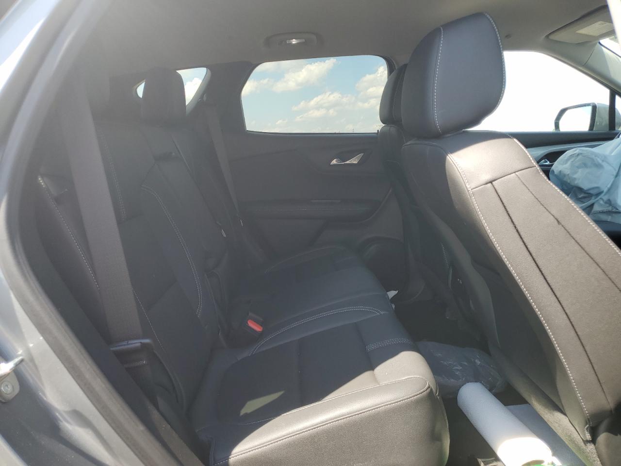 CHEVROLET BLAZER 2023 VIN 3GNKBDR43PS161131 zdjęcie 10