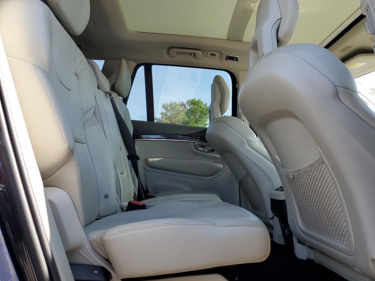 2016 Volvo Xc90 T6 VIN: YV4A22PK0G1087806 Lot: 61735135