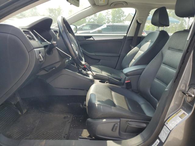 Sedans VOLKSWAGEN JETTA 2013 Gray