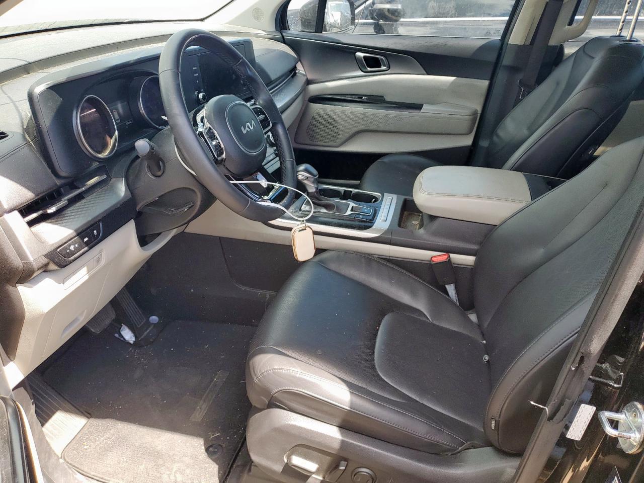2023 Kia Carnival Lx VIN: KNDNB4H31P6239764 Lot: 62696795