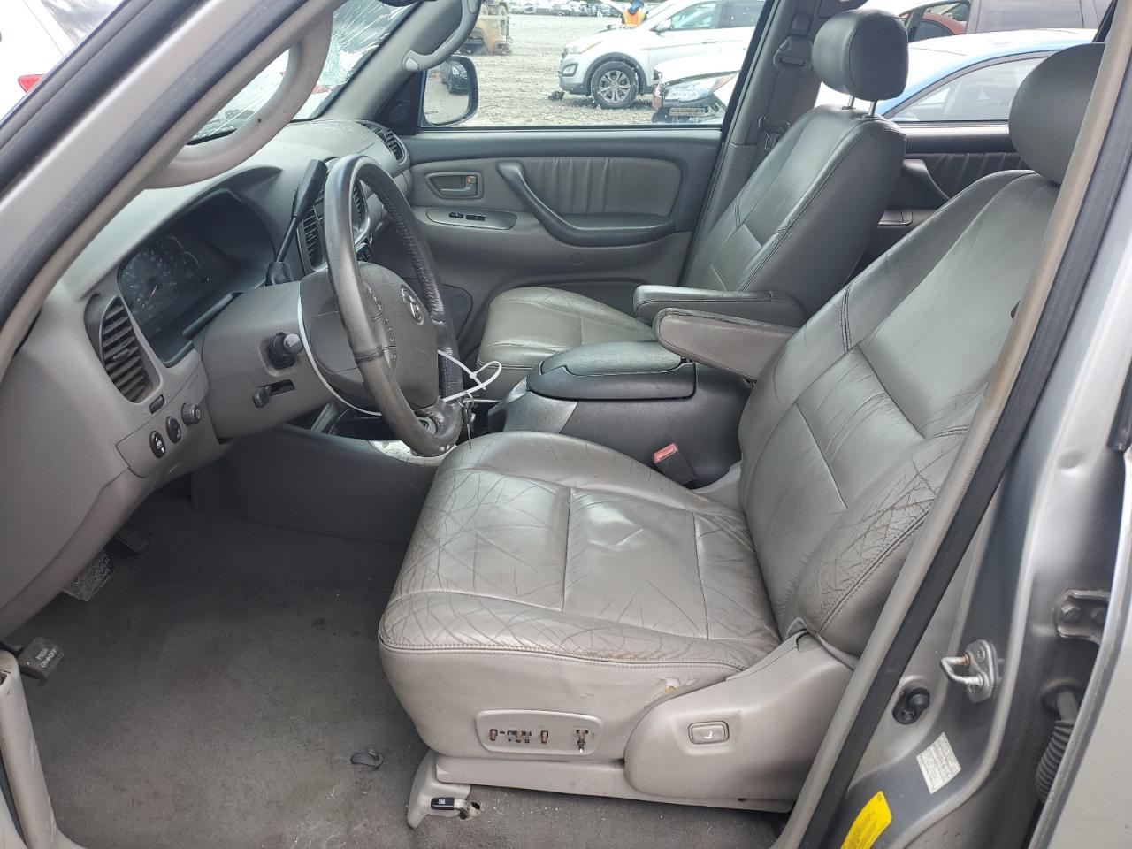 2003 Toyota Sequoia Limited VIN: 5TDBT48A83S139153 Lot: 61470845