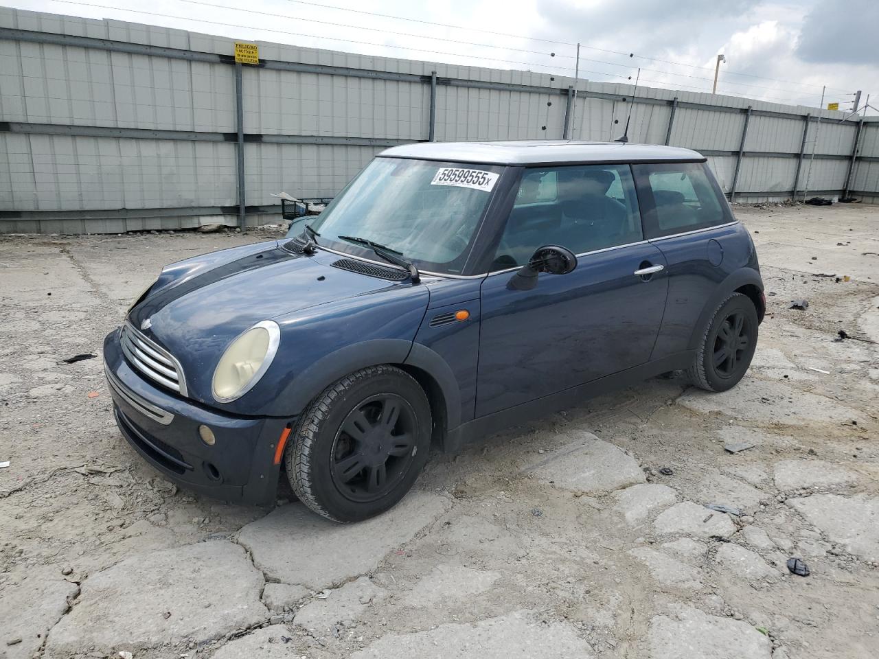 2006 Mini Cooper for Sale in Walton, KY - Front End