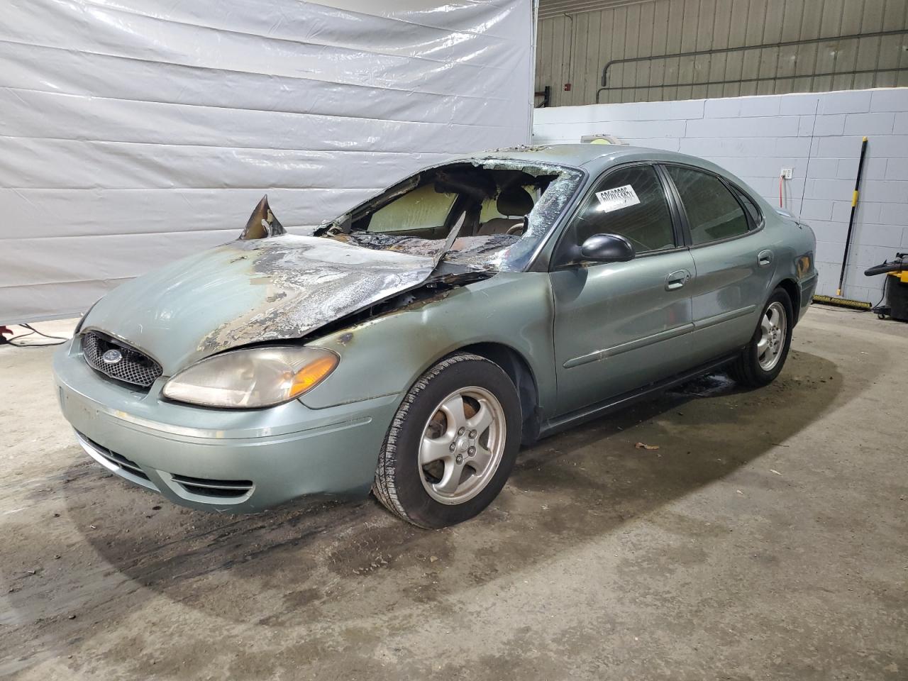 2005 Ford Taurus Se