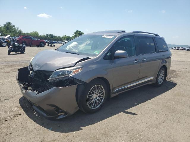  TOYOTA SIENNA 2018 Коричневый