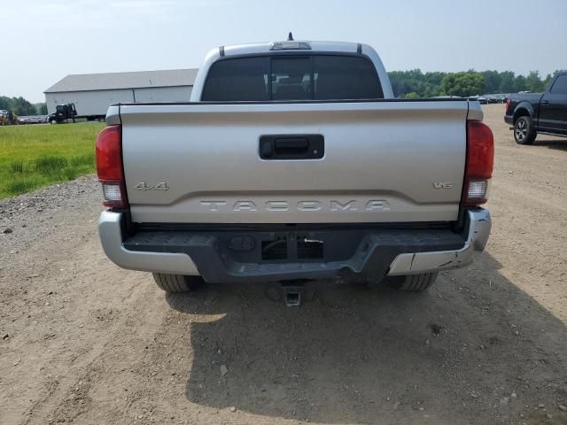 TOYOTA TACOMA 2023 Srebrny